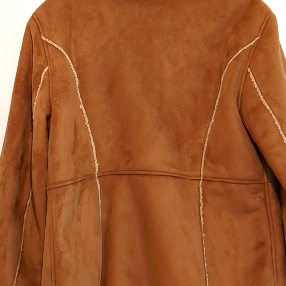 Garnet Hill tan faux sherling coat size large - Picture 7 of 12